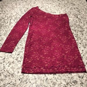 🔴 Forever 21 one shoulder dress
